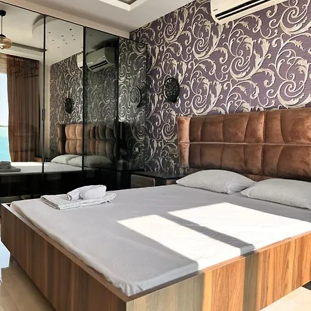 Duplex: Pool/gym/sauna & Sea View Alanya