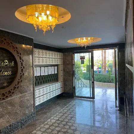 Duplex: Pool/gym/sauna & Sea View